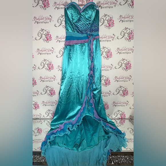 Alyce designs dress gown fairy beaded embroidered ruffle frills mermaid 🧜‍♀️ - Picture 1 of 16